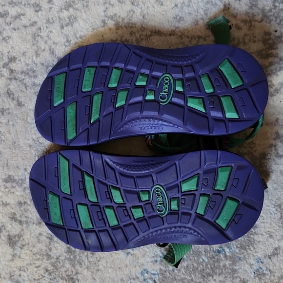 Chaco Kids Size 1 Sandals Outdoor - Picture 4 of 4